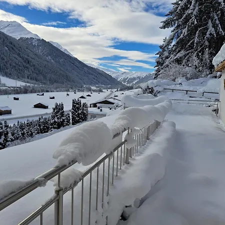 Ehart Apartment Schnann